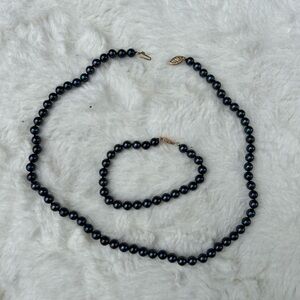 Genuine freshwater Navy Blue Pearl Necklace & Bracelet Set